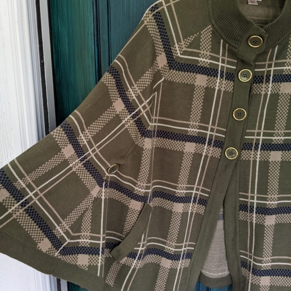 Olive Plaid Knit Button Cape by Hot in Hollywood - Picture 9 of 9